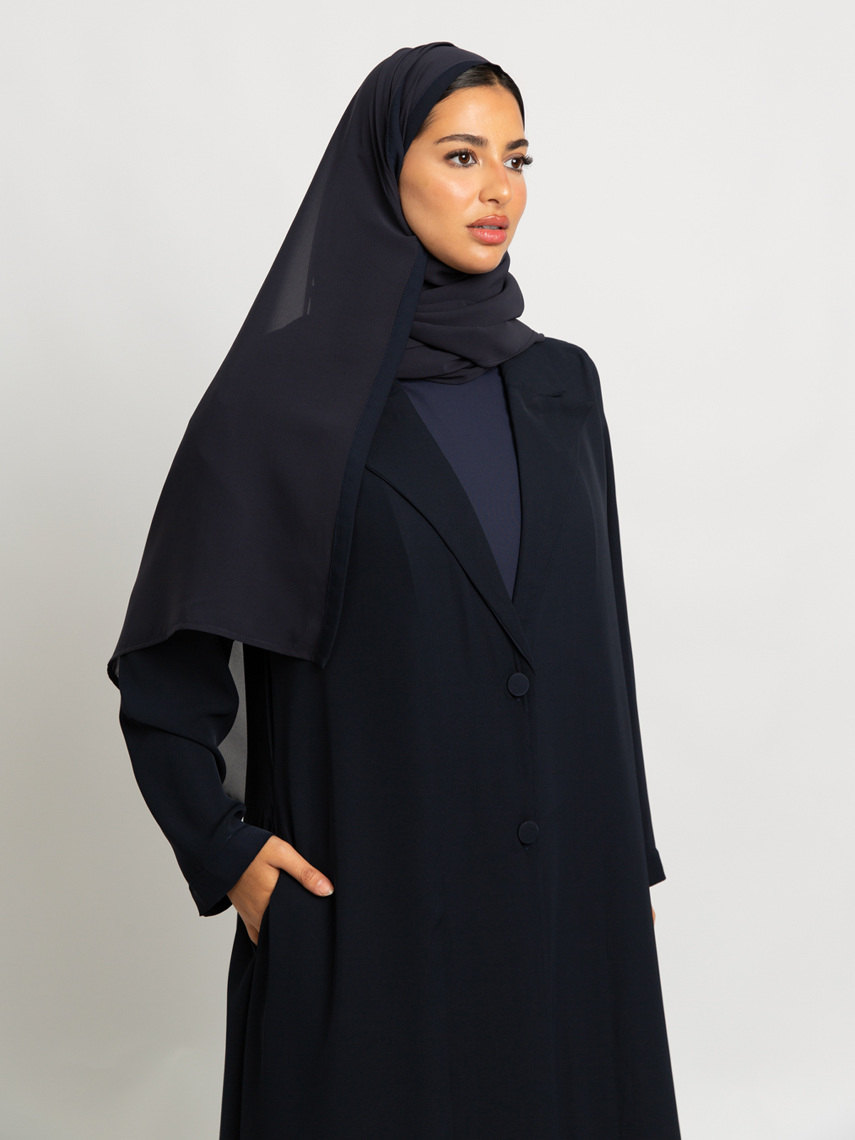 28701fw2510sapln-navy-wrap-suit-a-cut-abaya-suit-wrap-half-cloch-a-cut-long-closed-abaya-in-crepe-fabric-9-base.jpg عباية نص كلوش سوت لف كحلي - الصورة 1